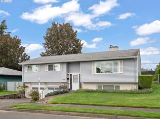 11844 NE Fargo St, Portland, OR 97220