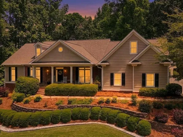 2372 Habersham Dr SW, Marietta, GA 30064
