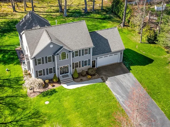 206 Burnside Ave, Seekonk, MA 02771