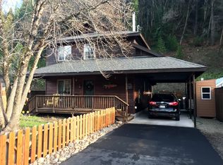 630 S 1st St, Dunsmuir, CA 96025