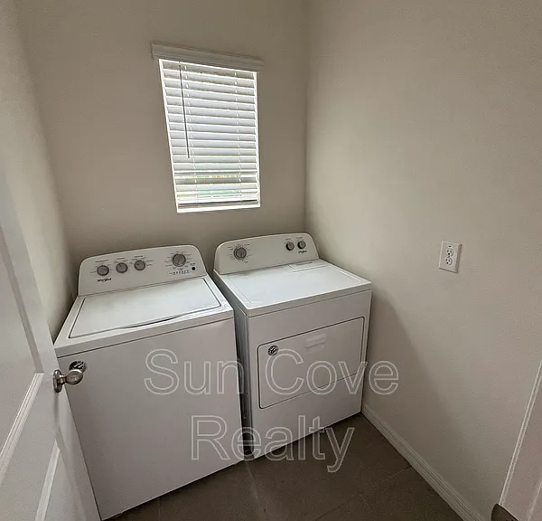 3180 Suncoast Plains Dr — Photo 17