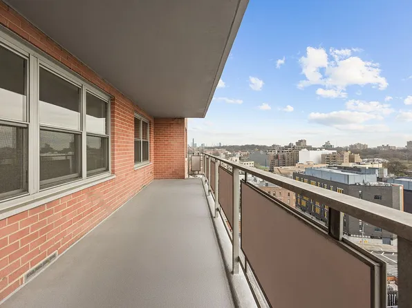 135 Ocean Pkwy APT 16N, Brooklyn, NY 11218