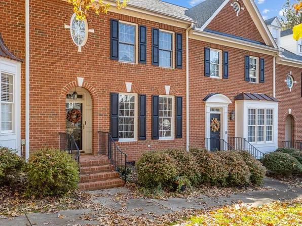 217 Kenmont Dr, Holly Springs, NC 27540