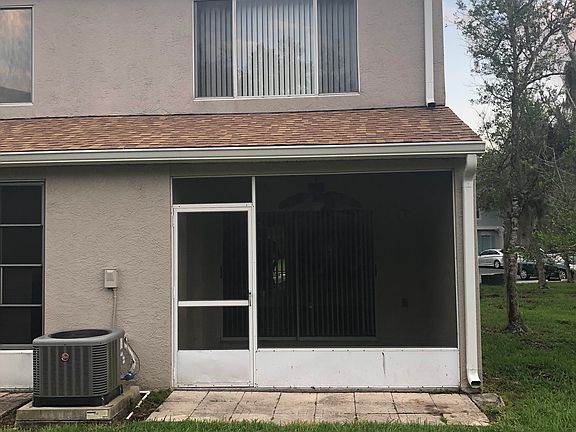 3rd image of 8562 Hunters Key Cir