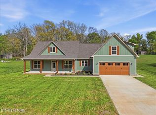 826 Sophie Dr, Greenback, TN 37742