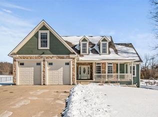 608 Mulberry St, Pleasant Hill, MO 64080