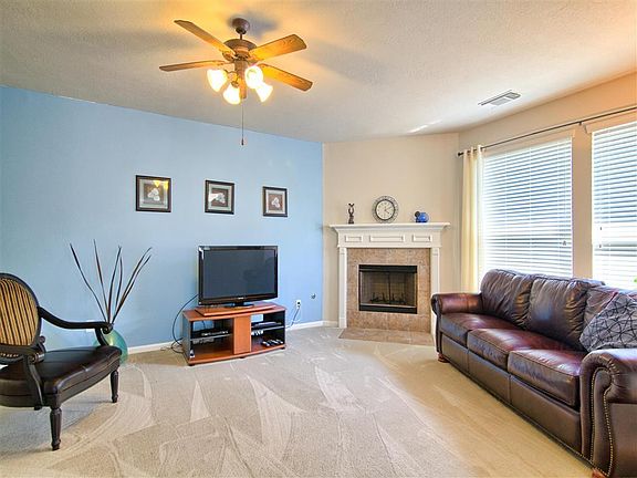 4th image of 15239 Olmstead Park Dr