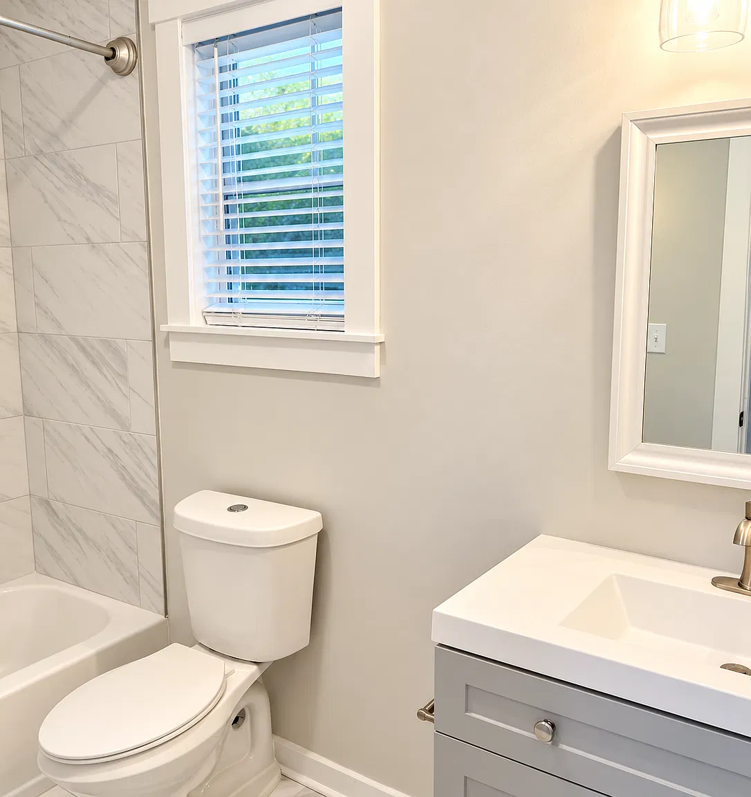 2 bed, 900 sqft, $1,800 — Photo 3