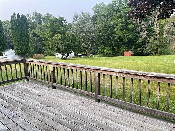 4th image of 712 Marbletown Rd