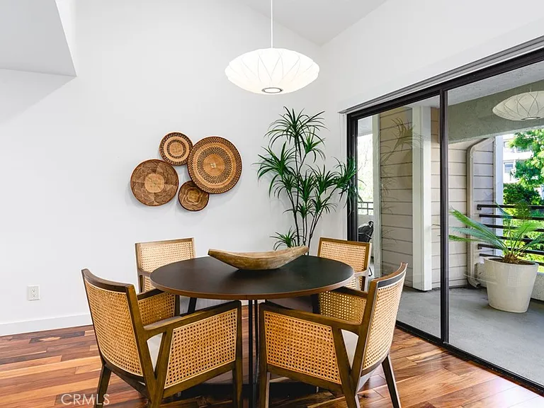 280 Cagney Ln #301 — Photo 13