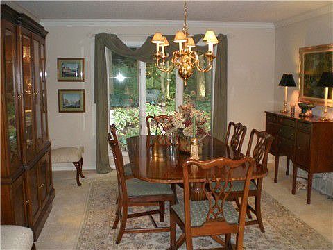 Formal dining room