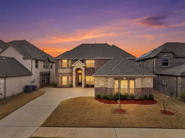 418 Crestview Dr, Midlothian, TX 76065