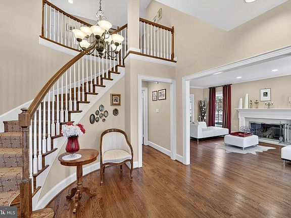 5th image of 5115 Cape Cod Ct