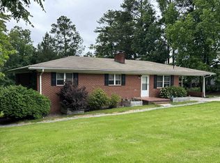 1109 N Mineral Springs Rd, Durham, NC 27703