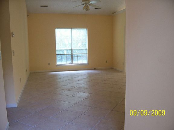 Entrance / Formal Living Room