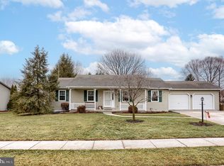 24 Lynx Dr, Hanover, PA 17331