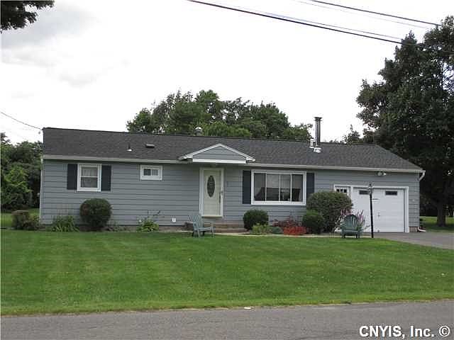 1st image of 7 Henry Beach Dr