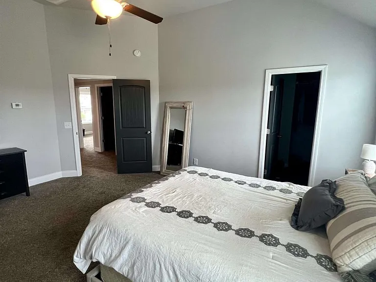 224 Ashley Nicole Ave — Photo 32
