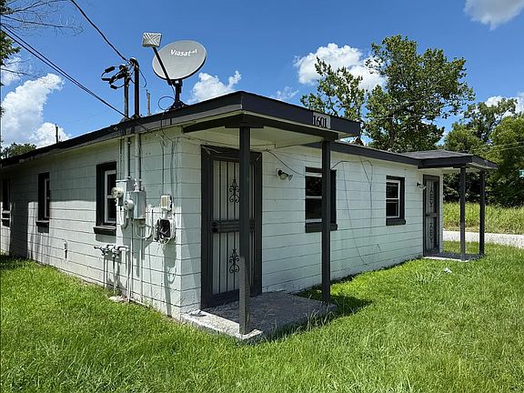3rd image of 1601 12th St #1603