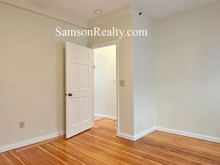 204 Angell St #1 — Photo 4