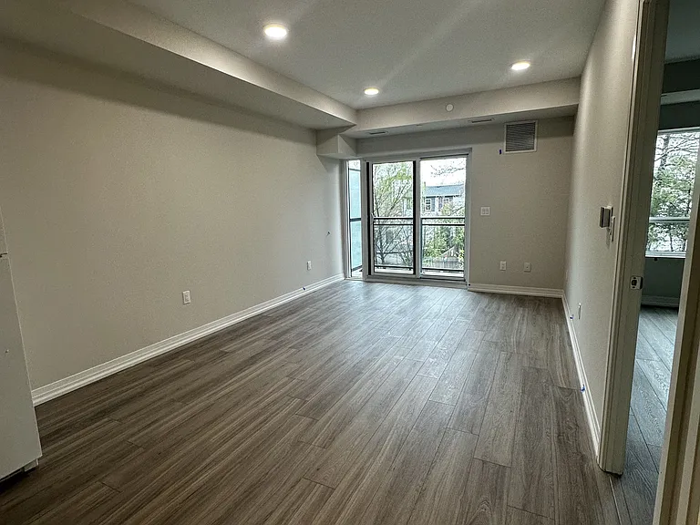 50 Herrick Ave #237 — Photo 3