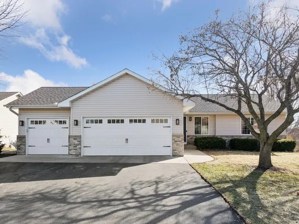 1485 Fireside Rd, Waconia, MN 55387