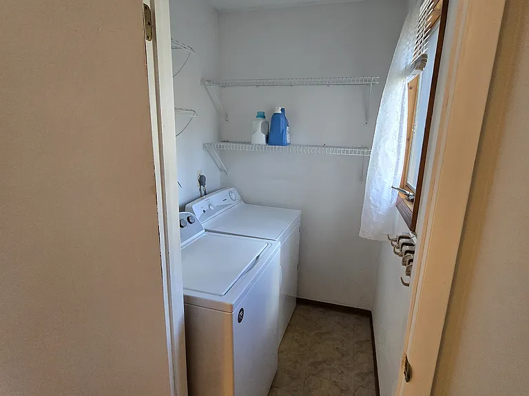 625 Wood Ave #B — Photo 17