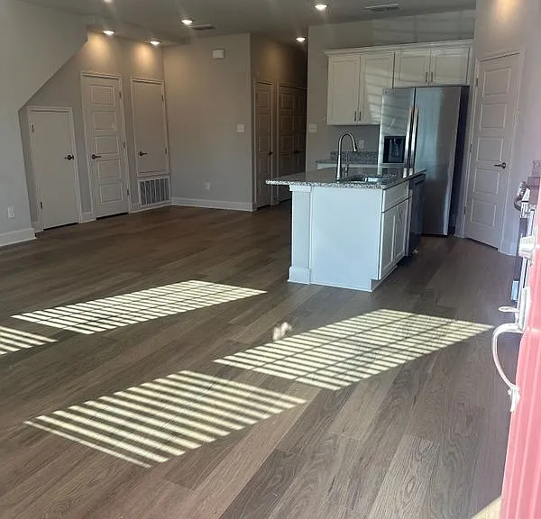 7166 Magnolia Vlg #78252-101 — Photo 6