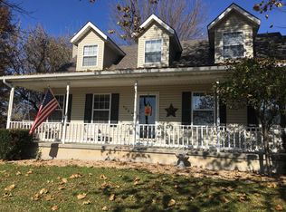 402 E Pine St, Archie, MO 64725