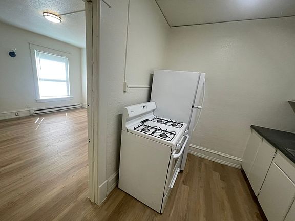 4th image of 1217 & 1223 W 6th Ave #1223-8