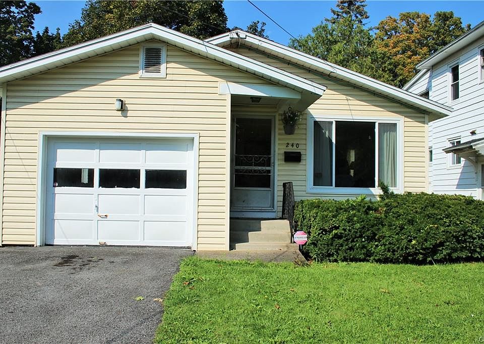 1st image of 240 Ferndale Dr