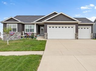 616 High Point Dr, Atkins, IA 52206