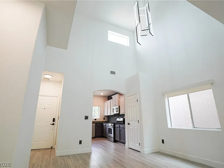 5067 Lower Falls Ct — Photo 3