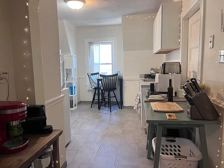 113 Westbourne Ter #3 — Photo 9
