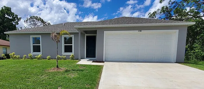 3238 Jupiter Blvd SE — Photo 1
