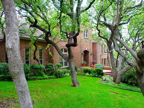 2nd image of 11830 Elmscourt