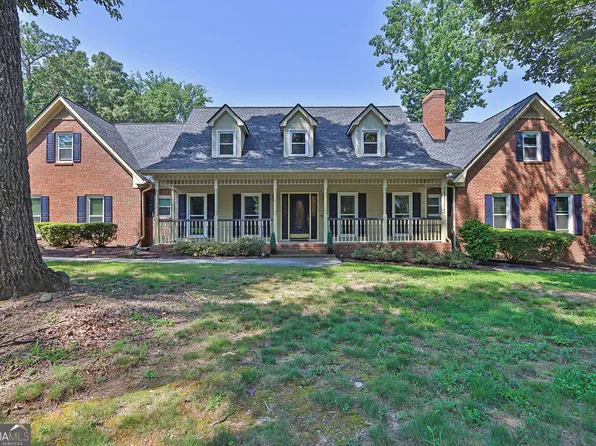 3765 Cannonwolde Dr, Snellville, GA 30039