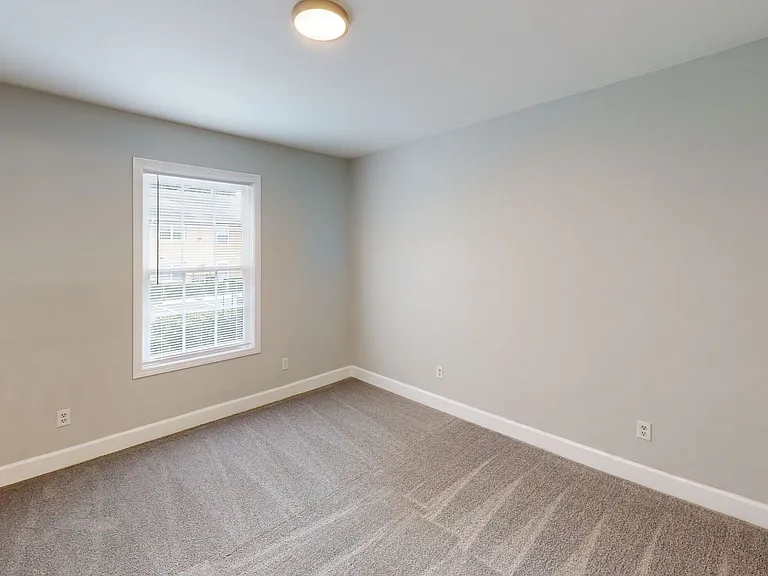 Crystal Heights Apartments — Photo 22