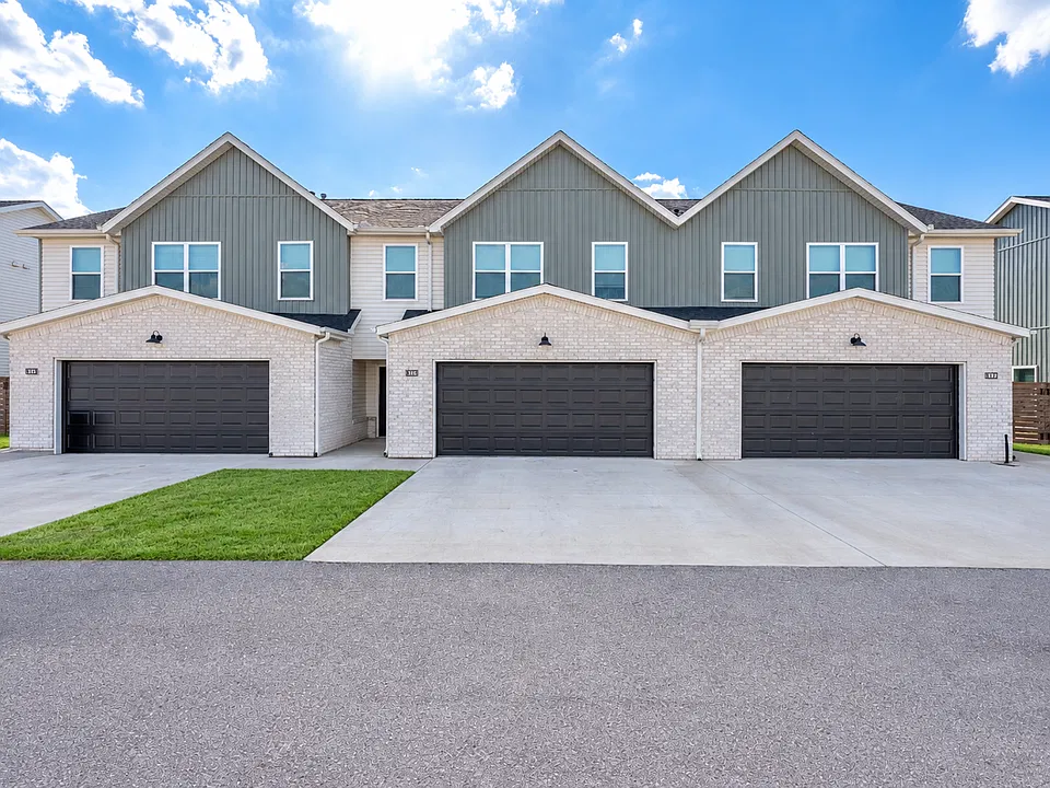 Birdmaster Drive Residences