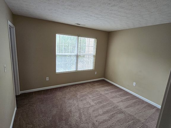 4th image of 4937 Tuscany Ln