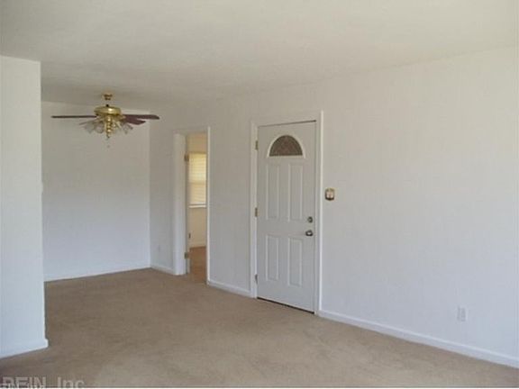 5th image of 3460 Fletcher Dr