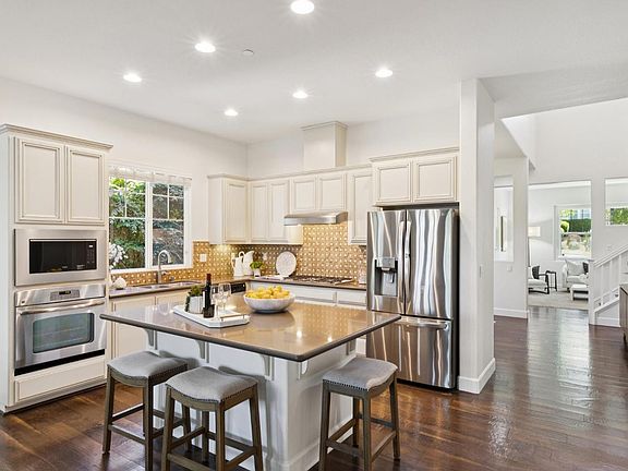 4th image of 1039 Birkdale Drive