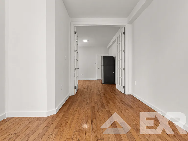 1390 Madison St #2A — Photo 16