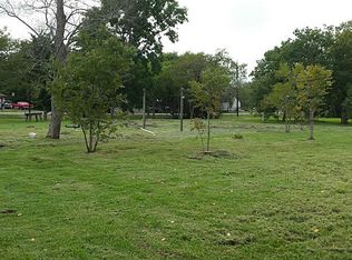 8312 Neville St, Hitchcock, TX 77563