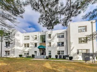 26040 Woodfield Rd #B1, Damascus, MD 20872