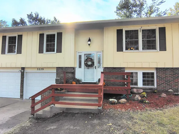 3229 SW Westwood Ct, Topeka, KS 66614