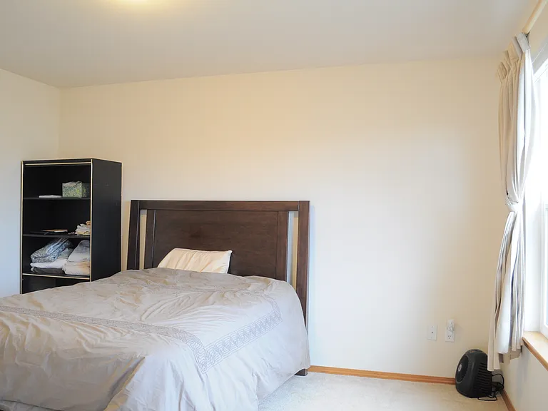 551 Quincy Ave NE — Photo 18
