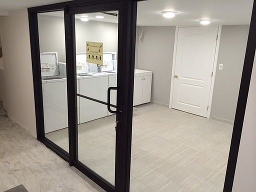 4th image of 4500 N Malden St APT 207