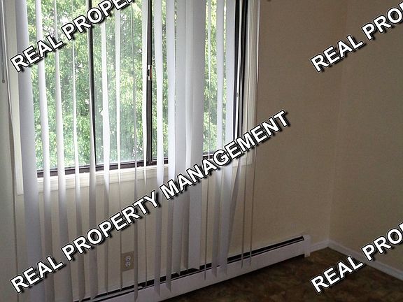 4th image of 4975 W 82nd Ct APT D