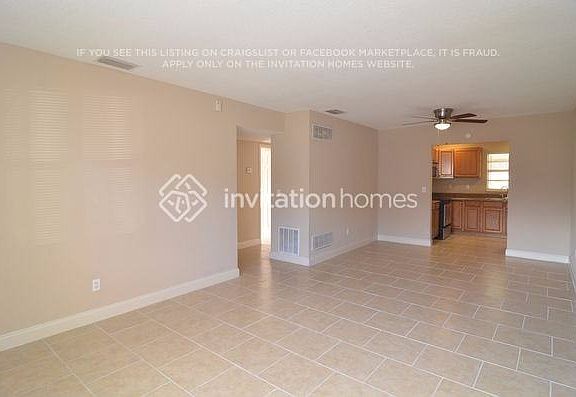 5th image of 5118 Town N Country Blvd